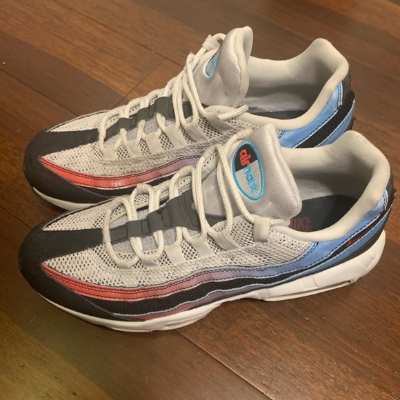 COPY - airmaxes - Picture 3 of 10